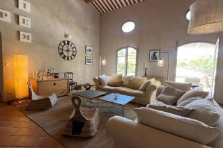 Maison Marie Provençal Elegance on the Pont Royal Golf Course - 6