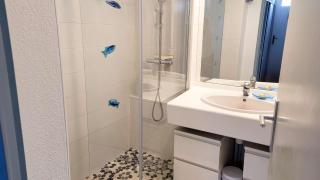 Petite location dans résidence avec piscine et terrains de tennis - 1