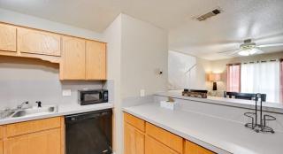 Modern 2BR Stay with Large Parking Pet Friendly - 8