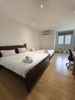 StayIn Guest House at Island 88 Tanjung Tokong, Gurney, 1BR, 4 paxs, FREE Car Park - 1