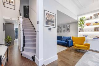 Luxe Abbeville Village Retreat - 3