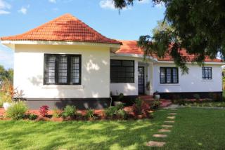 2-bed farmhouse on 85-acre tea estate pool - 2331 - 9