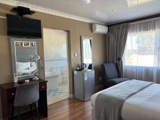 23 on Camden Road Guesthouse - 8