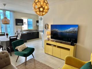 APARTAMENTOS a una calle de la PLAYA Y MALECÓN SALINAS - 5