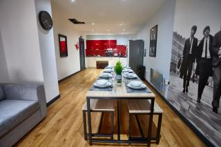 LENNON SUITE 4 Bedrooms, 4 Bathrooms - 8