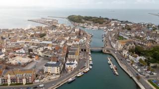 Spacious 2-floor Flat Near Weymouth Seafront - 7