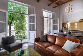 CENTRAL W APARTMENT by DuHomes - 1