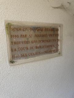 Logis Hostellerie des Clos et restaurant Bistrot des grands crus et Maison de la tour Chablis - Chablis - 8