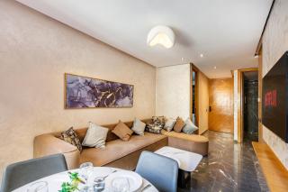 Luxury Downtown AC 2 BR WIFI Calme - 5