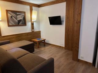 Bel appartement proche centre, 2 chambres, rénové, balcon, 6 pers - FR-1-181-2445 - 0