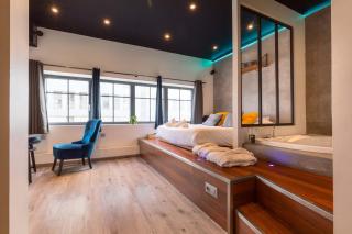 Balneo Suite Arquebuse Love appart au coeur de Dijon - 2