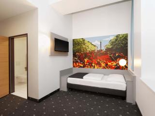 B&B Hotel Berlin-Charlottenburg - 9