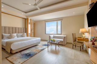 OPO Horizon Stanley Aerocity,Free Airport pick up or Drop - 7