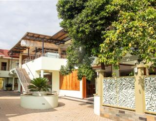 The Garden of Eden Retreat - 9