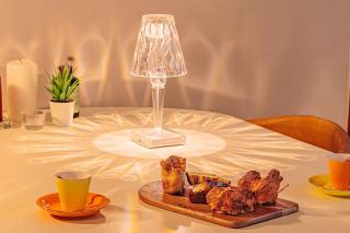 New, 3min to Hapjeong St, Airport bus stop, 8min to Hongdae & Mangwon Market, Han River Park, 2BR 3QB full of sunshine, Hotel bedding, City Nature - 6