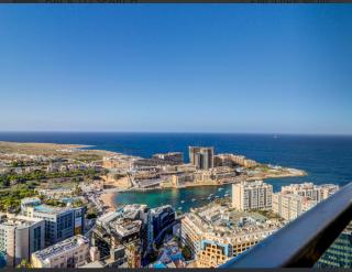 Mercury Tower Suites with pool access - 5