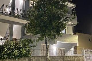 1 Bed Apartment Sleeps 2 with Tv WiFi & Parking - 4