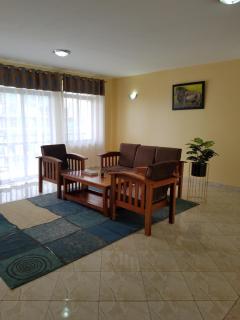 Almasi airport view apartment - 4