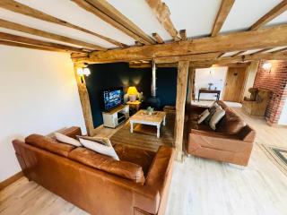 Luxury Barn with 3 ensuite Bedrooms Nr Southwold - 0