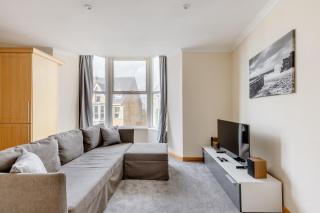 Central Newquay close to beach - 0