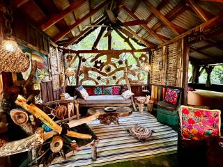 Fairytale Jungle Cottage by the Sea, Bocas - 0