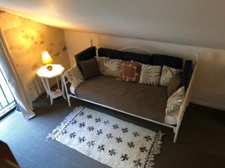 Gite troglodyte LA ROCHE D'ETIAU en Anjou - 1