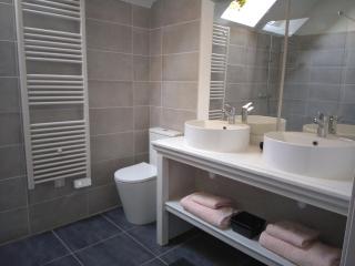 Gite troglodyte LA ROCHE D'ETIAU en Anjou - 1