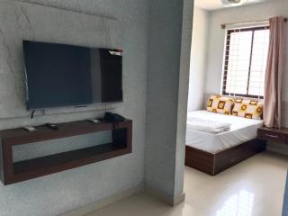 Gnanakshi ac events hall and rooms - 3