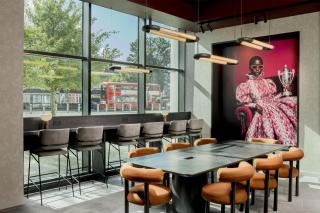 Radisson RED London Twickenham - 5