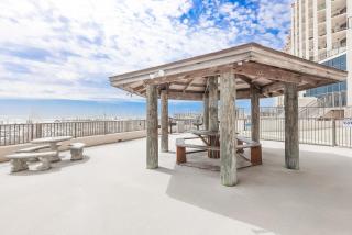 Phoenix IV 4121 condo - 8