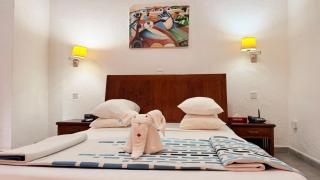 Coconut Grove Beach Resort - 9