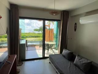 Flat Piscina Privativa à Beira Mar - 7