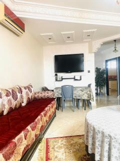 Charment appartement Au centre ville, internet Fibre, canal plus, chaînes internationales - 1