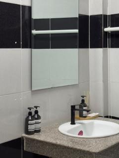 Artisanroomcnx 1 - 6