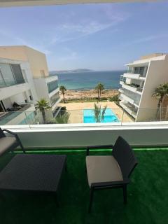 Luxury apartment with 3 pool views - 9