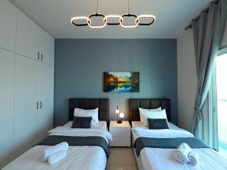 Urban Retreat - Premium Stay - Gym & Pool Access - 7