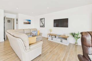 Host & Stay - Becalmed - 2