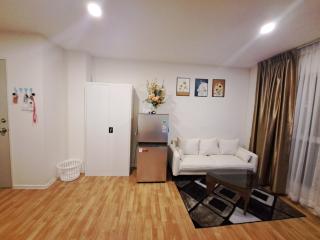 A family room at Lumpini Ville Sukhumvit 101-1 by Pikul - 2