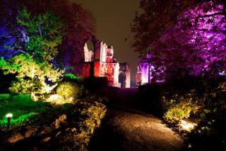 Butterfly Lodge quirky rural home stunning views - 8