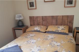 3 Bed Villa Sleeps 5 - Hot Tub Pool Parking - 7