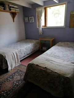 Cabaña con amplio jardín a 10min del centro - 5