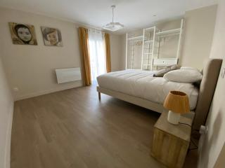 Magnifique Vue Vieux Port et Tours de La Rochelle - Appartement 120m2 - Les Suites du Trente - 2