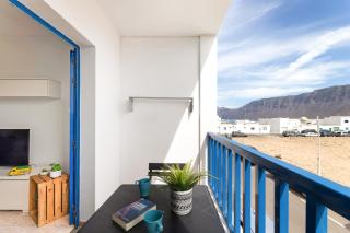 El Arenal de Famara by Escape Home - 5