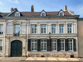 La Demeure Numéro 5 - 6