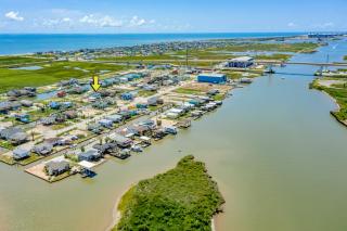 Dream Canal Front Firepit Kayking & Fishing - 7