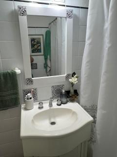 Departamento con balcón a dos cuadras de la playa - 9