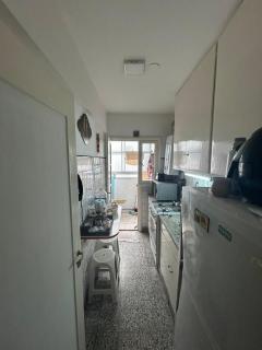 Departamento con balcón a dos cuadras de la playa - 5