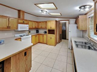 A Place at the Bay - 5