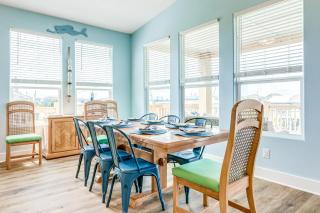 Paradise Steps to Beach Large Deck Dog Haven - 2