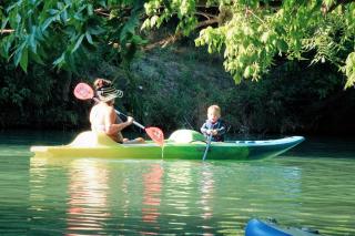 Tranquil Family Vacation by a Creek: Luxury Tented Cabin in Seguin, Texas - 6